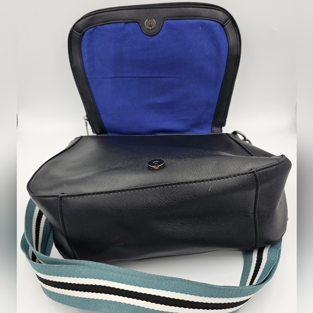 ADRIENNE VITADINNI Black messenger bag with adjustable strap - Picture 6 of 16
